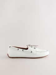 White Standard Fit Forever Comfort® Leather Round Toe Slim Boat Shoes - Image 3 of 3