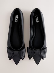 Preto - Bailarinas Forever Comfort® Point Toe Bow - Imagem 1 de 5