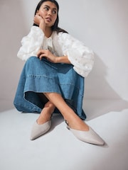 Osso - Forever Comfort® Leather Point Toe Buckle Slingback Shoes - Imagem 2 de 9