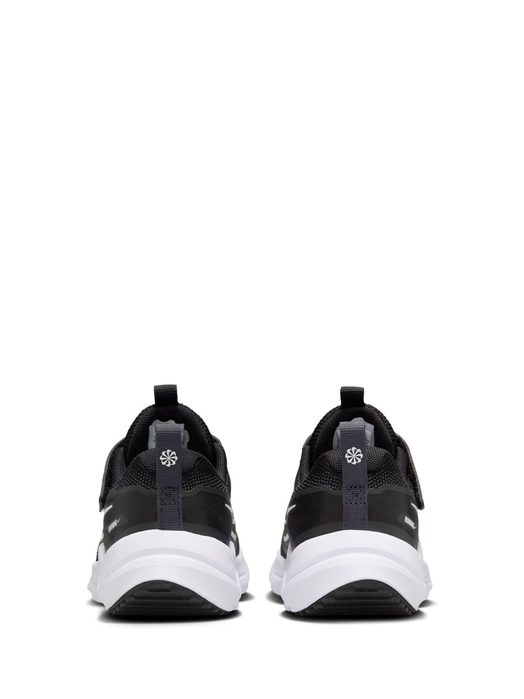 Cumpără Negru/Alb - Pantofi de alergat Nike Junior Cosmic from