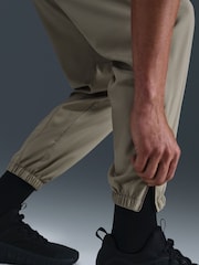 Nike Light Army Dri-FIT Form Tapered Training Joggers - Image 4 of 5