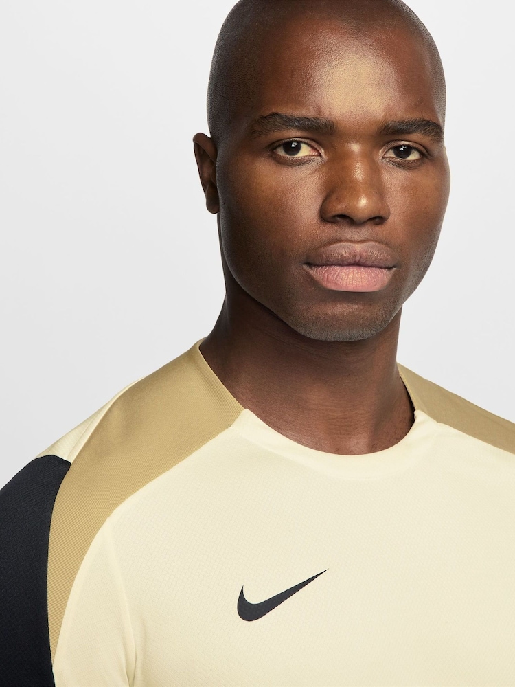 Nike Cream Strike Dri-FIT Training T-Shirt - Image 3 of 3 Nike Cream Strike Dri-FIT Training T-Shirt - Image 3 of 3