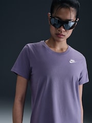 Nike Amethyst Purple Sportswear Club Essentials T-Shirt - Image 6 of 8