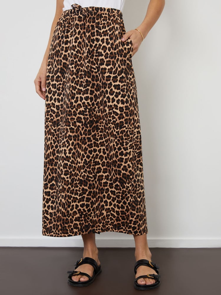Коричневый - Threadbare Leopard Print Lightweight Jersey 100% Cotton Midi Skirt with Pockets - Изображение 2 из 4