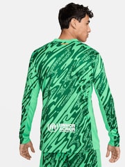 Nike Green Barcelona Home Goalkeeper Stadium Shirt 2024-25 - Image 2 of 5