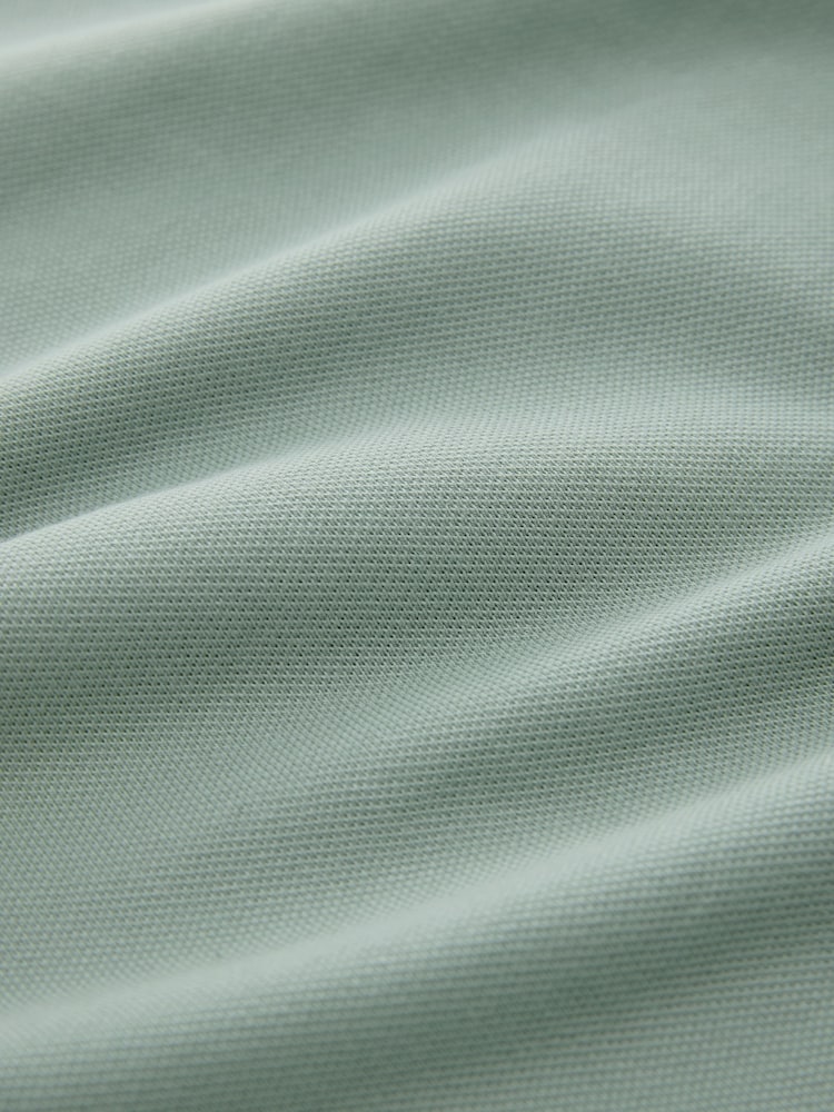 Helles Salbeigrün - Schmale Passform - Kurzärmliges Piqué-Poloshirt - Bild 7 von 7 Helles Salbeigrün - Schmale Passform - Kurzärmliges Piqué-Poloshirt - Bild 7 von 7