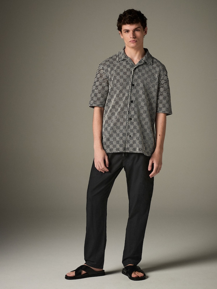 Black/White Cuban Collar Textured Jersey Short Sleeve Shirt - Image 2 of 9