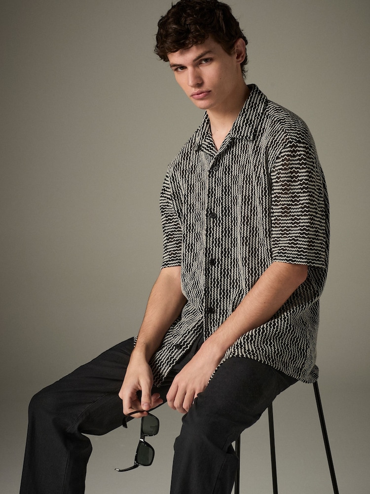 Black/White Cuban Collar Textured Jersey Short Sleeve Shirt - Image 5 of 9