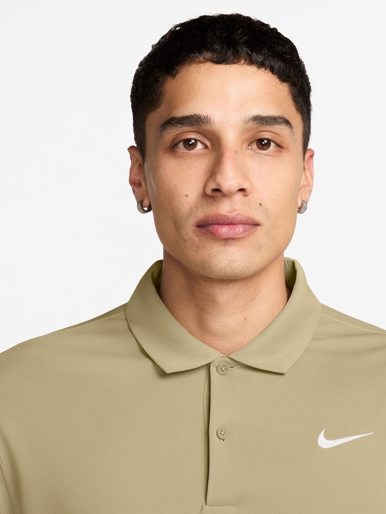 Nike Parachute Beige Court Dri-FIT Tennis Polo Shirt - Image 3 of 3 Nike Parachute Beige Court Dri-FIT Tennis Polo Shirt - Image 3 of 3