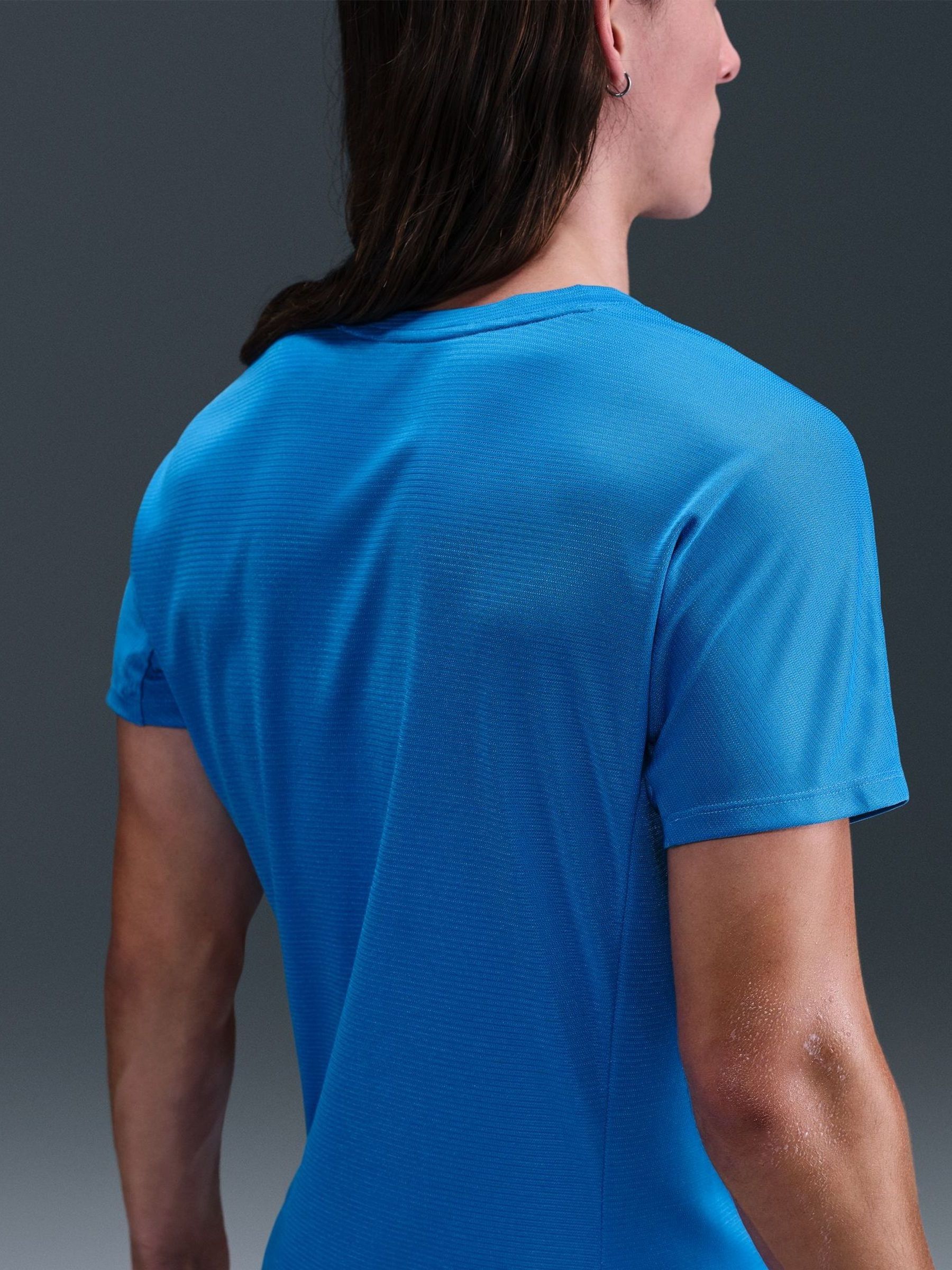 Buy Nike Blue Rafa Challenger Dri-FIT Tennis T-Shirt from Next Romania