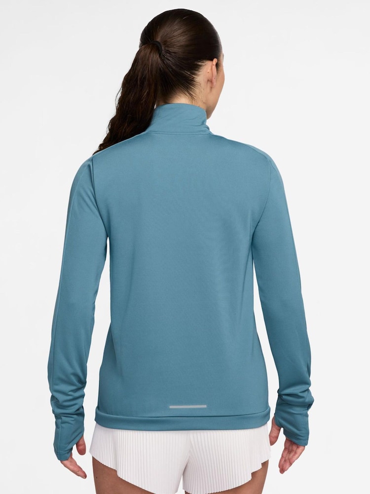 Дымчато-синий - Топ для бега с короткой молнией Nike Dri-FIT Pacer - Изображение 2 из 3