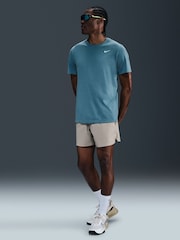 Vaalblauw - Nike Dri-FIT trainingsshirt - Image 2 of 5