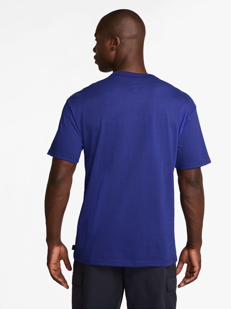 Nike Deep Blue Sportswear Premium Essentials T-Shirt - Image 2 of 3