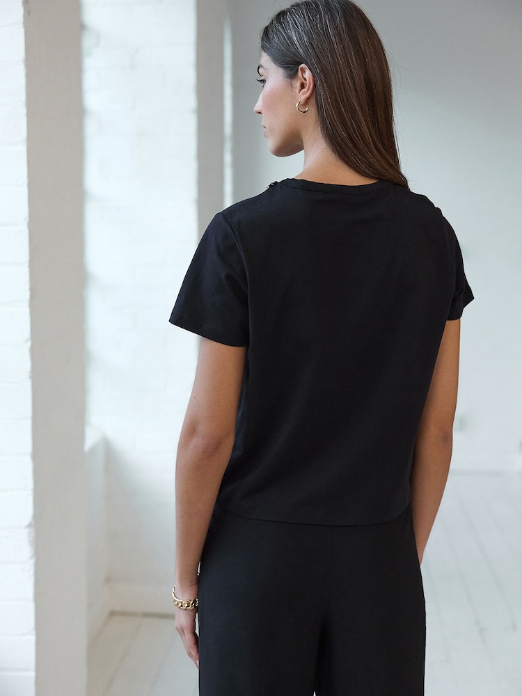 Black/Gold Chain Neck Detail 100% Cotton T-Shirt - Image 4 of 8