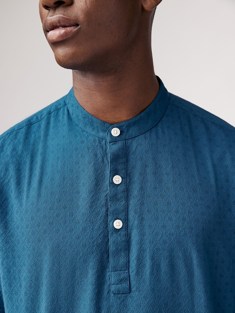 Navy Blue Textured Long Sleeve 100% Cotton Kurta - Image 4 of 7