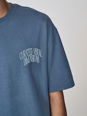 texte Bleu script - Coupe ample - T-shirt épais imprimé graphique - Image 5 de 11