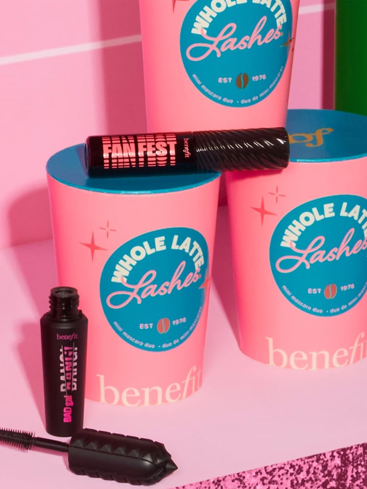 Benefit Whole Latte Lashes Mini BADgal BANG! Volumising & Fan Fest Mascara Gift Duo (Worth £30) - Image 2 of 5