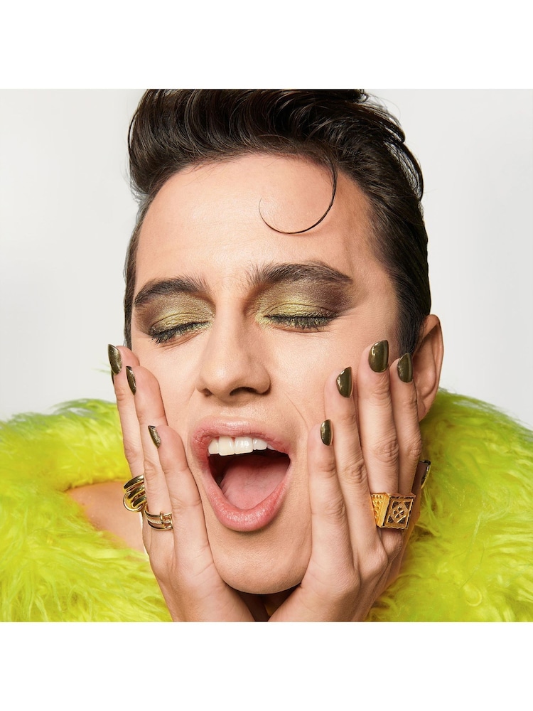 ELEMIS The ProCollagen Classics (Worth £208), Saving 33% - Image 6 of 6 ELEMIS The ProCollagen Classics (Worth £208), Saving 33% - Image 6 of 6