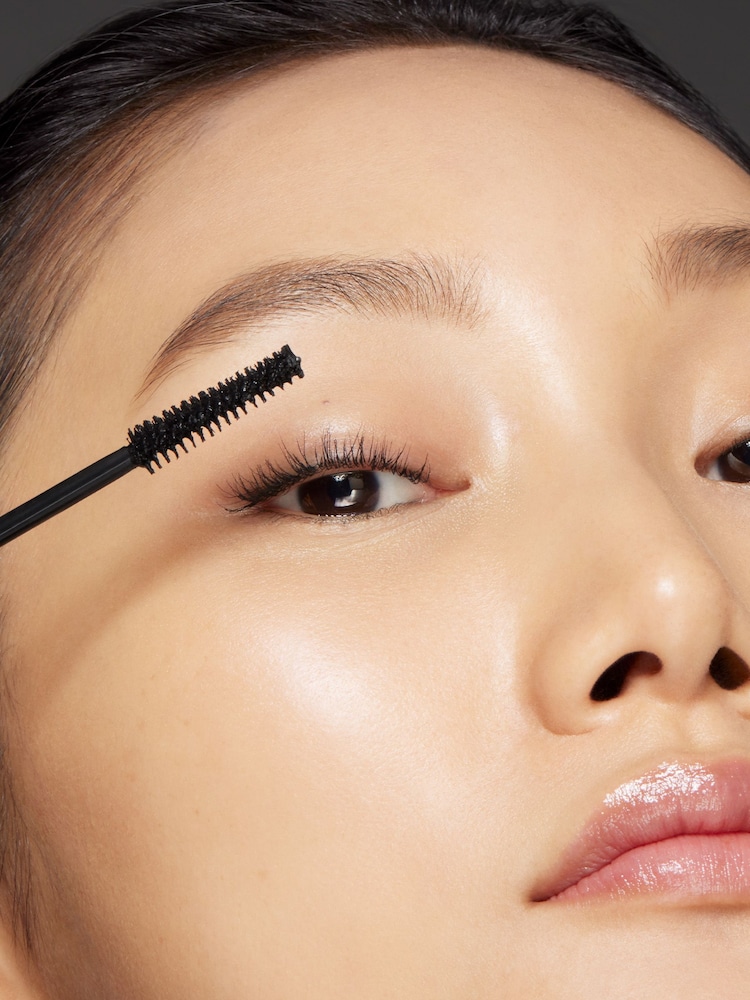 Estée Lauder Extreme Length + Care Duo Makeup Gift Set (Worth £58) - Image 2 of 3