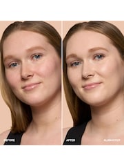 Bobbi Brown Weightless Skin Foundation SPF15 - Image 3 of 5