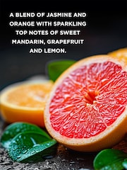 Baylis & Harding Sweet Mandarin & Grapefruit Gift Wrapped Candlelit Gift Set - Image 3 of 5