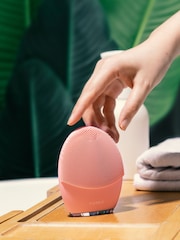FOREO LUNA 4 Smart Facial Cleansing Firming Massage Device For Men - Image 2 of 3