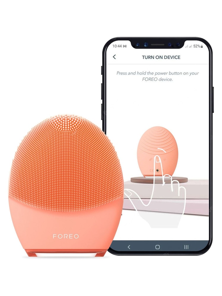 FOREO LUNA 4 Smart Facial Cleansing Firming Massage Device For Men - Image 3 of 3