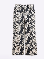 River Island Black Petite Relaxed Straight Floral 100% Cotton Jeans - Image 5 of 6