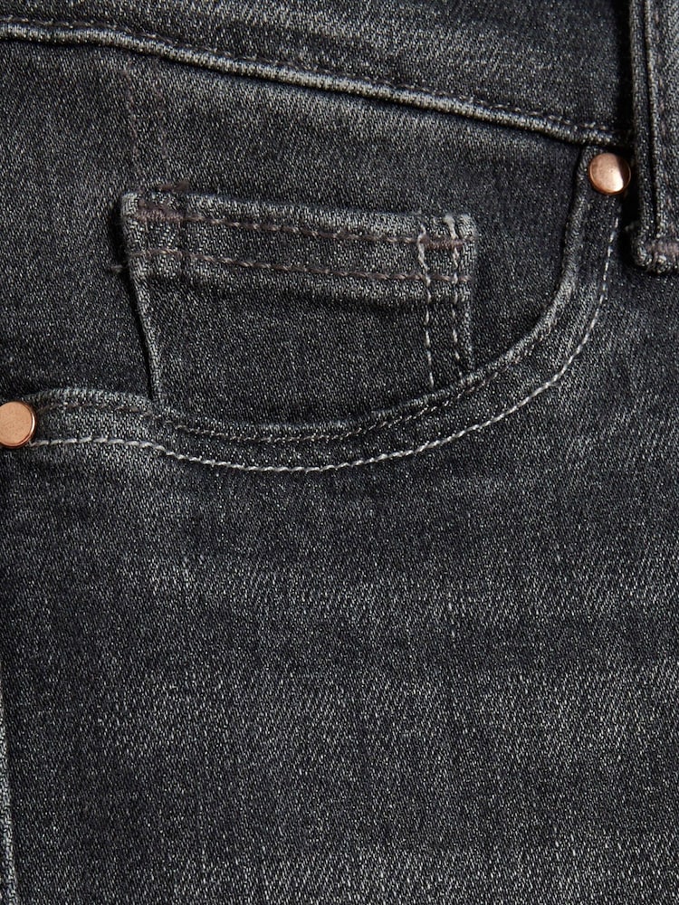 River Island Grey Petite Mid Rise Bum Sculpt Skinny Jeans - Image 4 of 4 River Island Grey Petite Mid Rise Bum Sculpt Skinny Jeans - Image 4 of 4