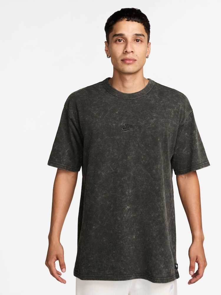 Nike Green Oversized Sportswear Premium T-Shirt - Image 1 of 3