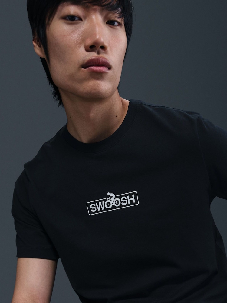 Nike Black Sportswear Swoosh Back Graphic 100% Cotton T-Shirt - Image 5 of 5