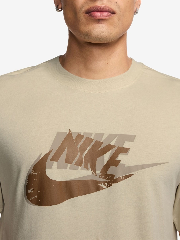 Nike natural Sportswear T-Shirt - Image 3 of 3 Nike natural Sportswear T-Shirt - Image 3 of 3