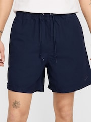 Obsidiana - Nike Club Washed Flow 100% Cotton Shorts - Imagen 2 de 15