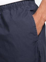 Obsidiana - Nike Club Washed Flow 100% Cotton Shorts - Imagen 4 de 15