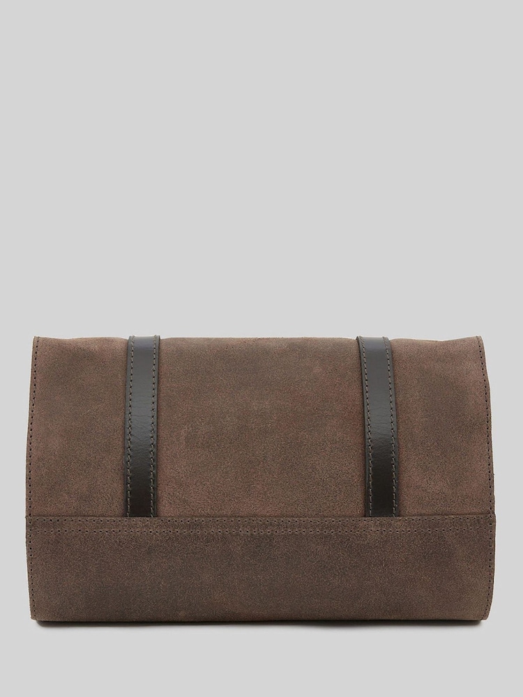 Celtic & Co. Trim Leather Brown Wash Bag Roll - Image 2 of 8