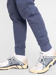 Thunder Blue (синий) - Спортивные брюки из флиса Nike Tech - Изображение 8 из 9