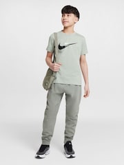 Nike Jade Horizon Sports Inpsired Graphic 100% Cotton T-Shirt - Image 5 of 5