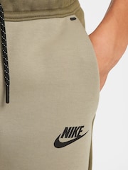 Средний оливково-зеленый - Спортивные брюки из флиса Nike Tech - Image 4 of 8