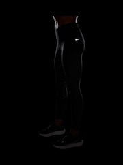 Nike Black Fast Mid Rise 7/8 Leggings - Image 4 of 4