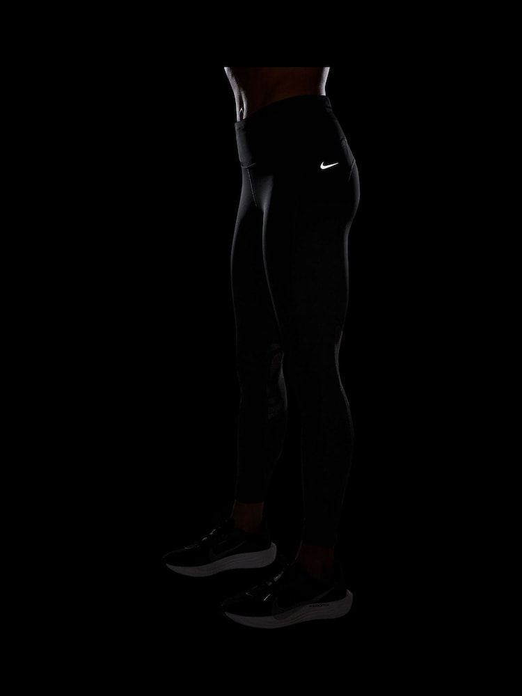 Nike Black Fast Mid Rise 7/8 Leggings - Image 4 of 4