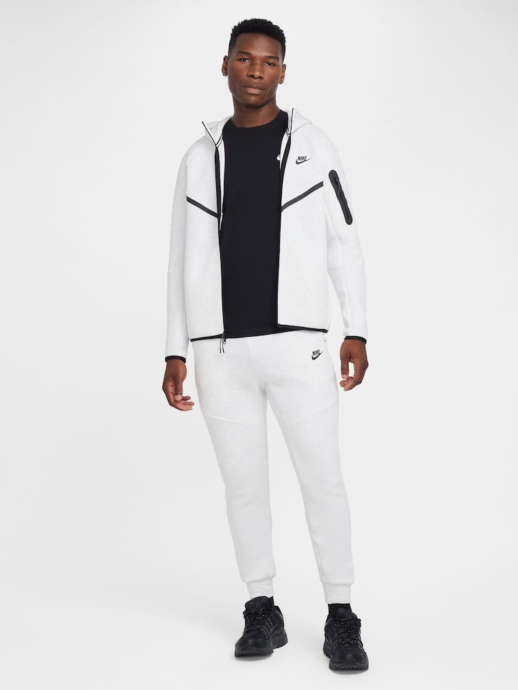 Nike White Tech Fleece Joggers - Image 7 of 8
