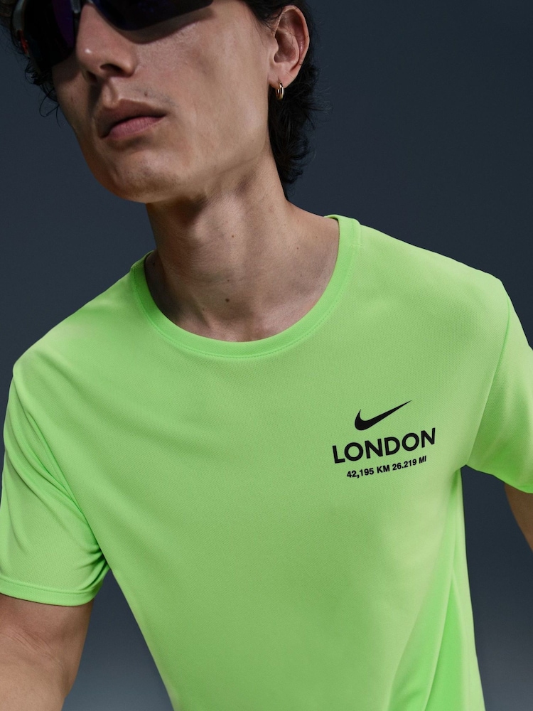 Nike Green London Marathon Running T-Shirt - Image 5 of 5