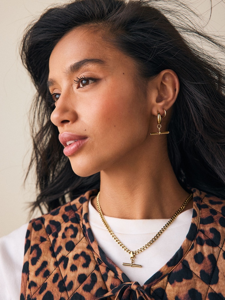 Tonalité d'or - Stainless Steel T-Bar Hoop Earrings - Image 4 of 5