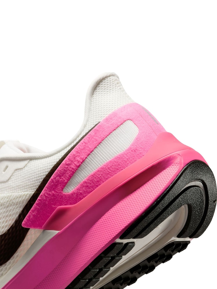Nike White Structure 25 Road Running Trainers - Image 11 of 11 Nike White Structure 25 Road Running Trainers - Image 11 of 11
