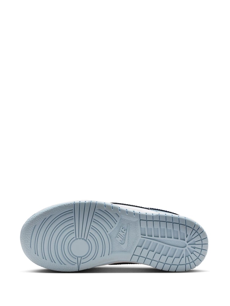 Nike White/Navy Blue Junior Dunk Low Trainers - Image 8 of 10