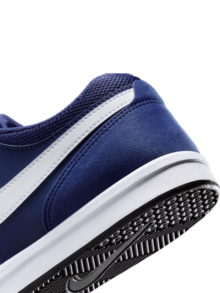 Azul marino y blanco - Nike Fokus Bajo Suede Trainers - Imagen 8 de 8