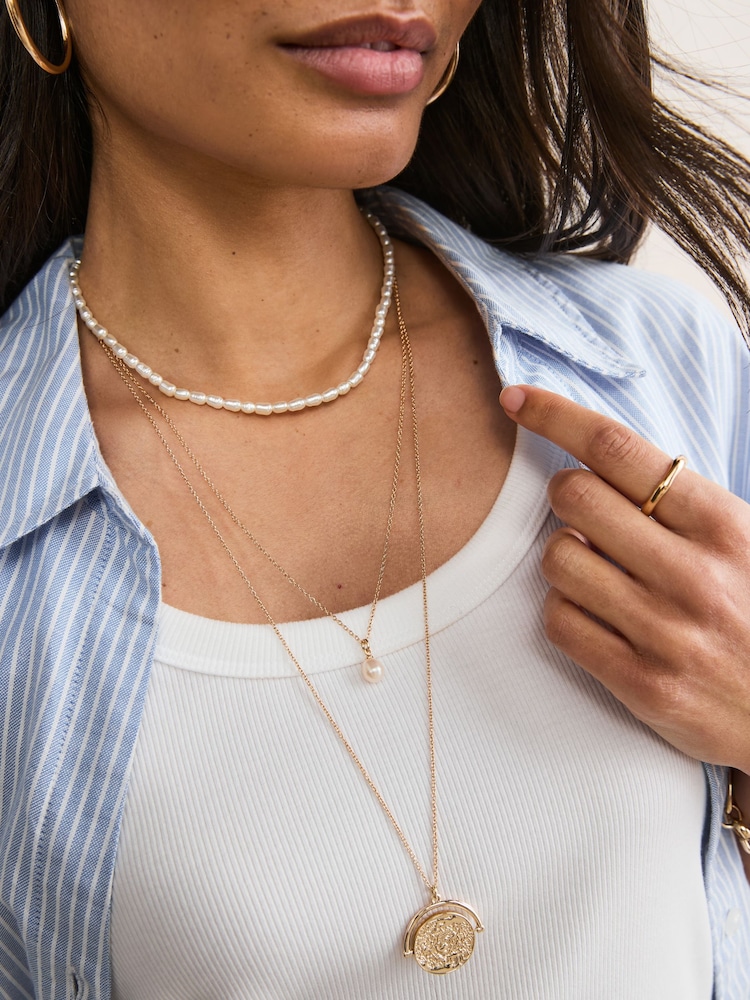 Gold Tone Pearl Effect 3 Layer Necklace - Image 4 of 5