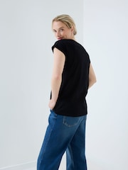 JoJo Maman Bébé Black 2-Pack Boyfriend Maternity Cotton T-Shirts - Image 6 of 9