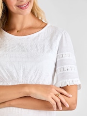 JoJo Maman Bébé White Broderie Lace Trim Maternity Jersey Top - Image 4 of 4