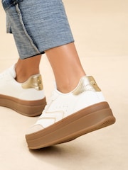Белый - Lipsy Chunky Gum Lace Up Flatform Striped Trainers - Изображение 3 из 4